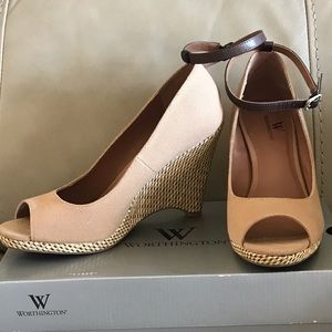 Wedge heels